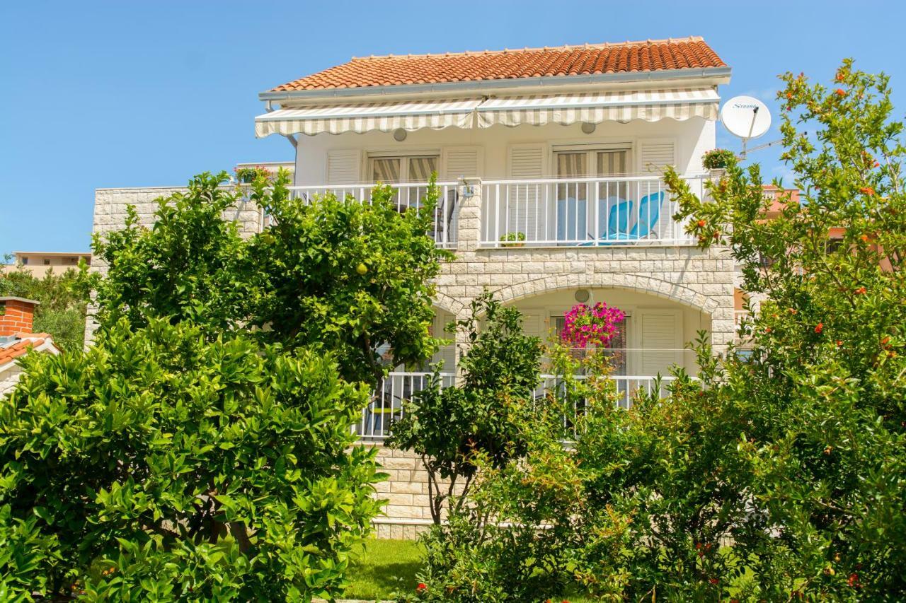 Apartments Klasan Trogir Eksteriør bilde
